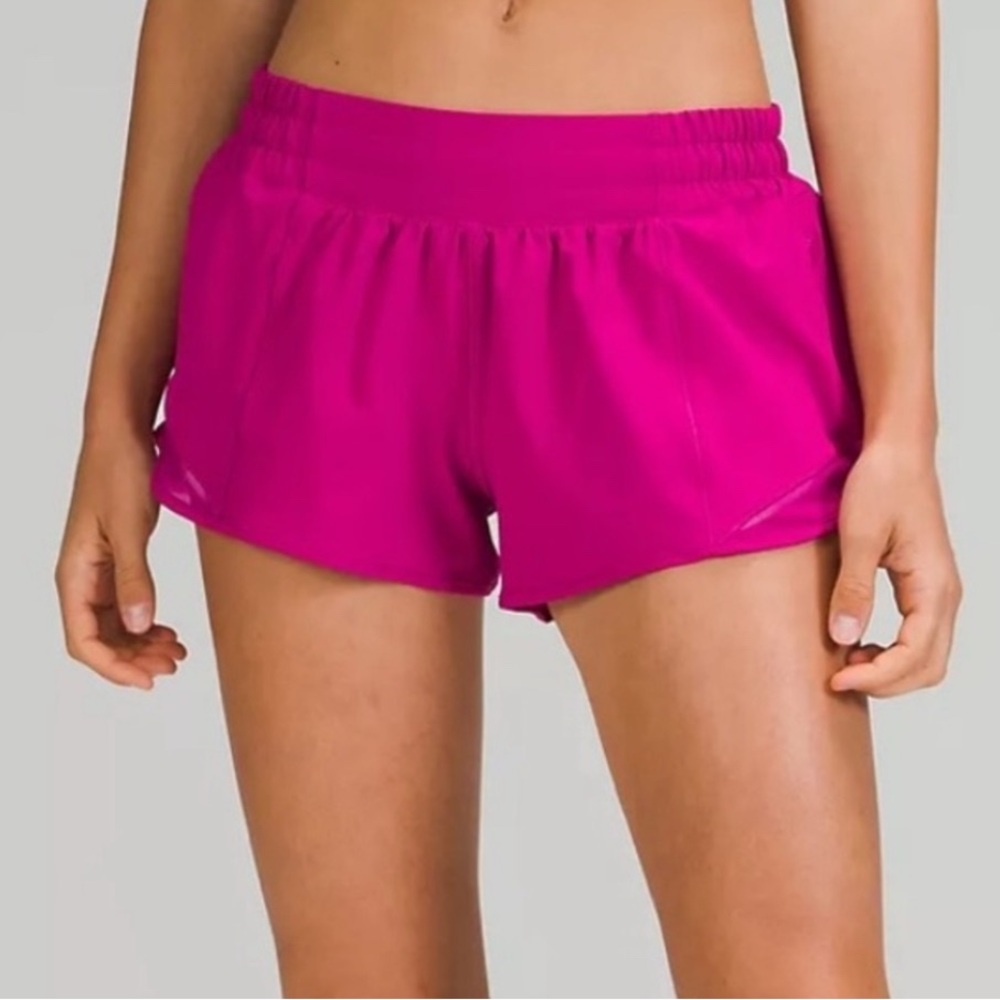 Hotty Hot Shorts LR 2.5” Ripened Raspberry